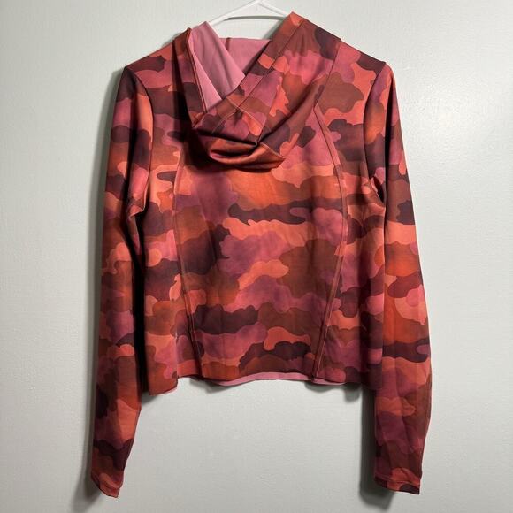 Athleta Pinnacle Cropped Hoodie Mantra Print - Picture 3 of 5